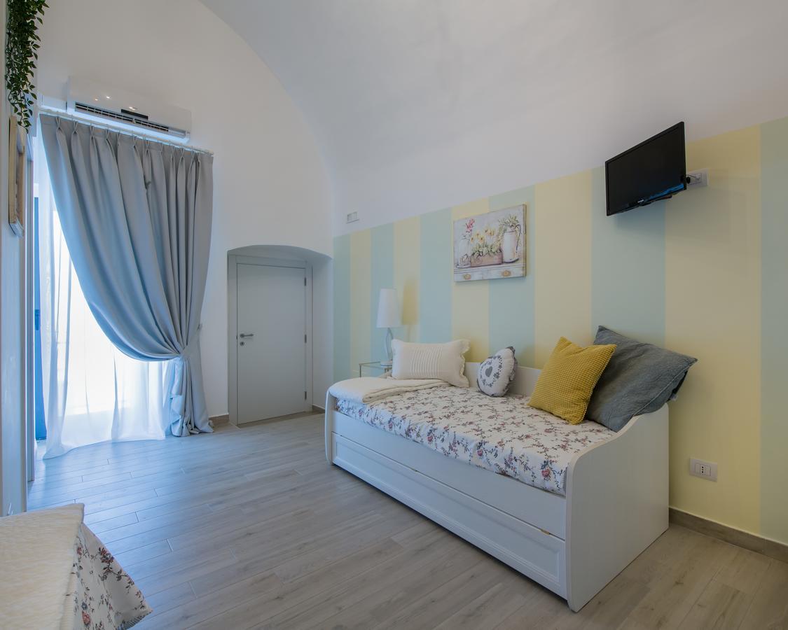 B&B Mimmo E Valeria ซานเตราโม อิน คอลเล ภายนอก รูปภาพ